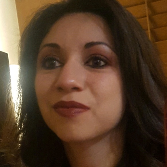 Poshmark profile picture for @jgcabral
